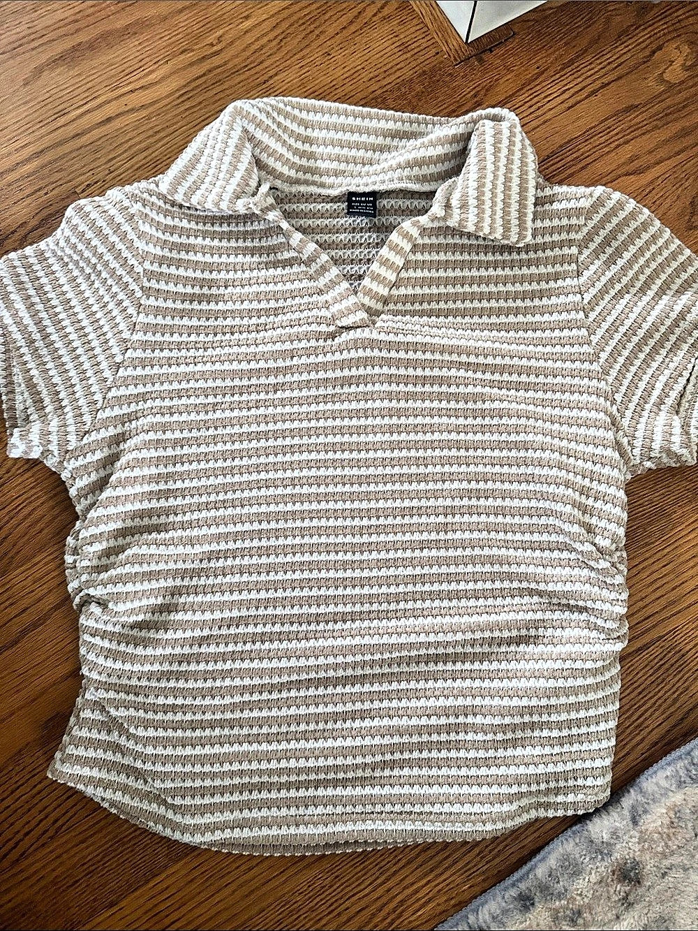 SHEIN Striped Collared Top in White & Brown Size Large.